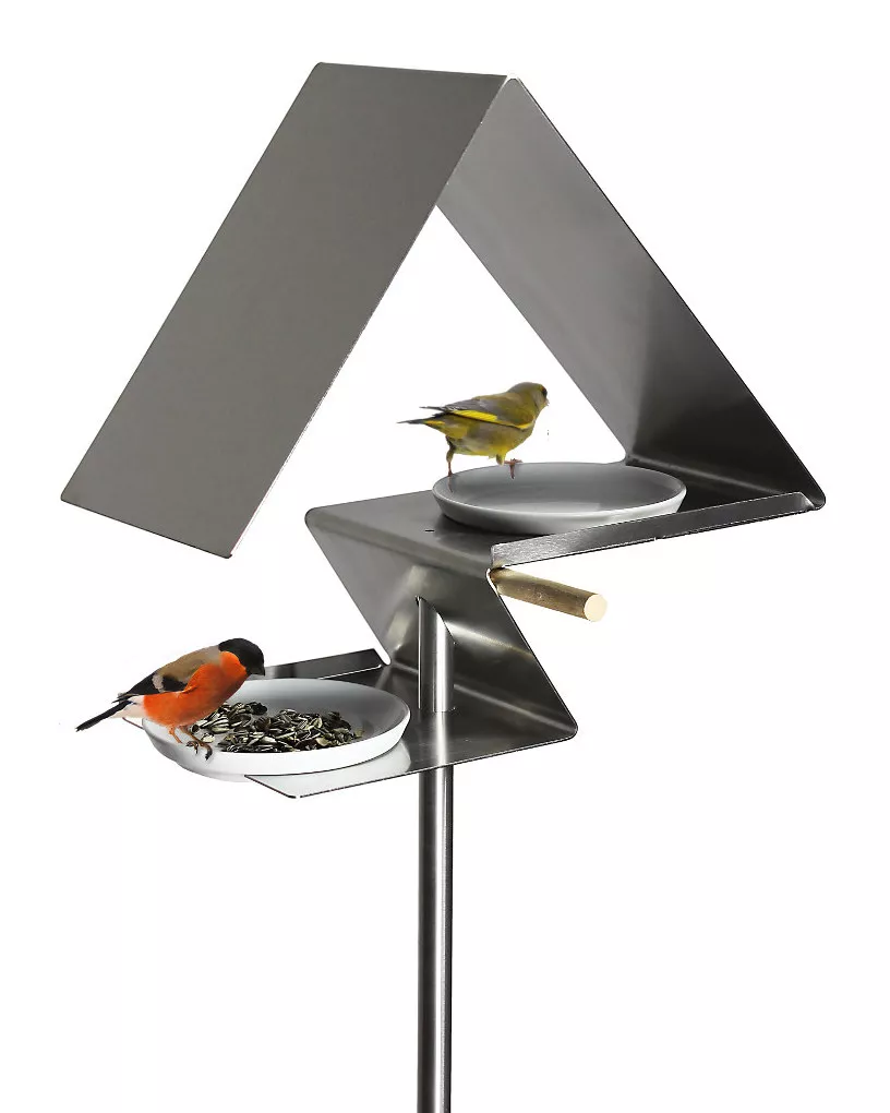 Design Birdbath made of stainless steel