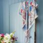 Preview: Kunstvoll gestaltetes Halstuch "Fledermaus" aus reinem Seiden-Satin