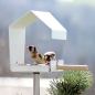Preview: Minimalistisches Vogelhäuschen mit spitzem Dach
