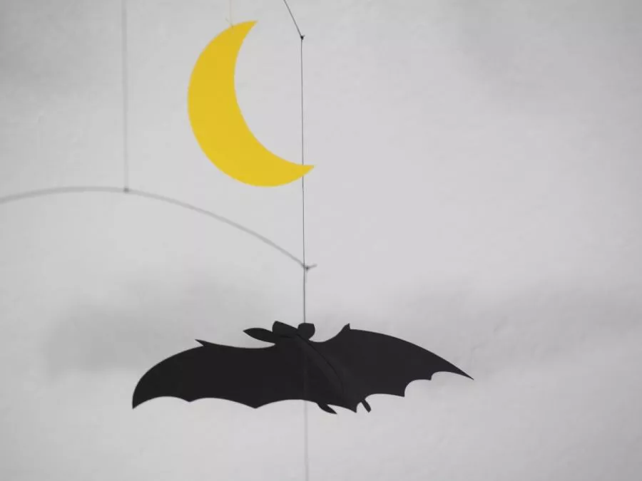 Halloween-Mobile for Children "Lucky Bats"