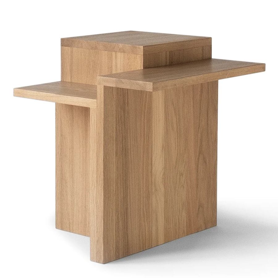 Geometrically Designed Side Table "Plateau Massif" made of Oak Wood (40 x 40 cm)