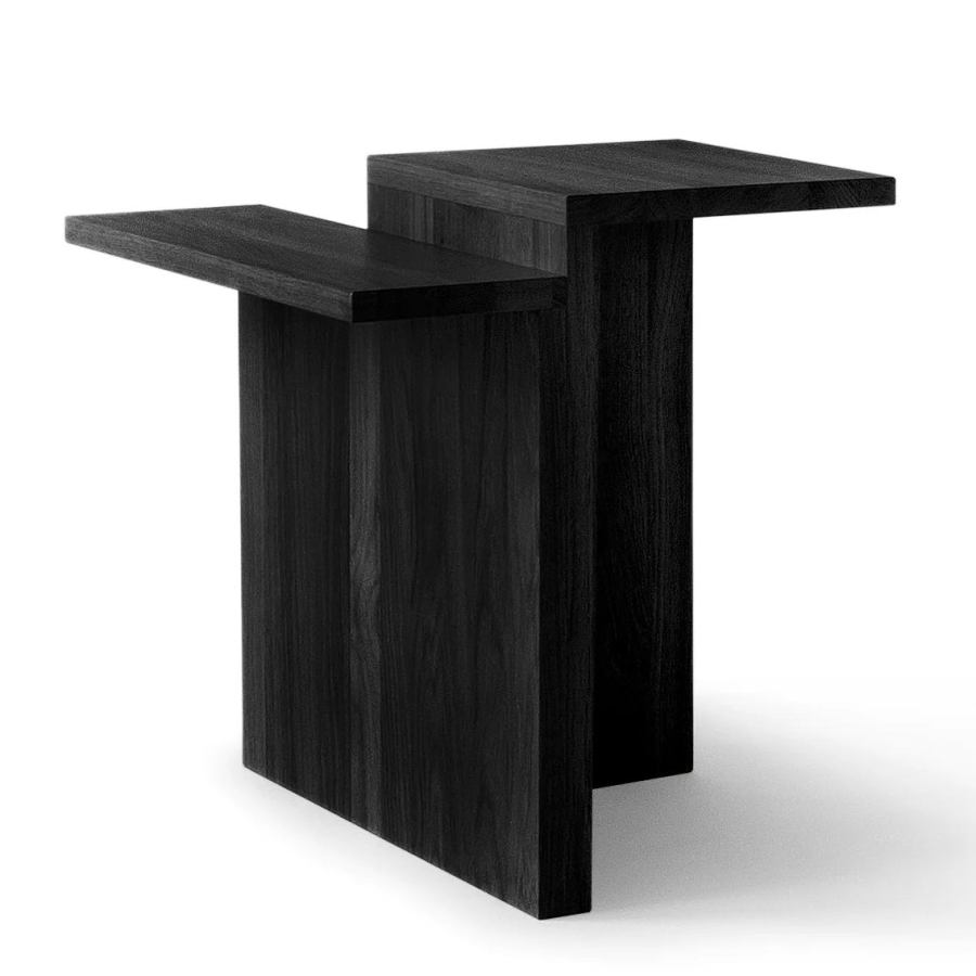 Geometrically Designed Side Table "Plateau Massif" (Black) made of Oak Wood (40 x 40 cm)