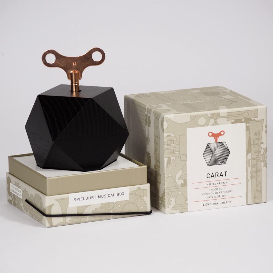 Music box Diamond made of wood plays Erik Satie | Kunstbaron