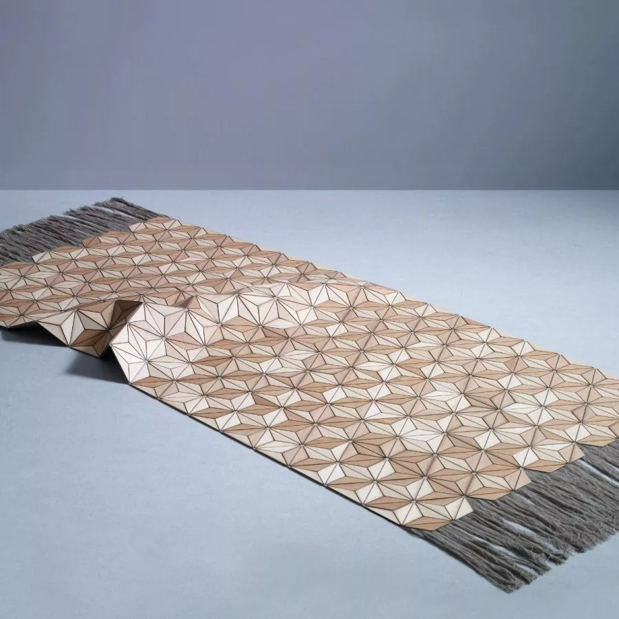 Design rug "Ashdown" made of wood and linen