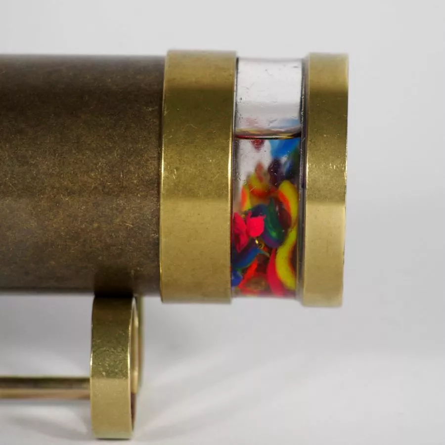 Liquid RL – Handgefertigtes Kaleidoskop aus Messing mit Ölkammer