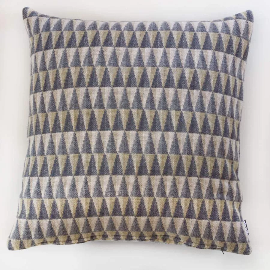 Handwoven lambswool cushion "Prism" (50 x 50 cm)