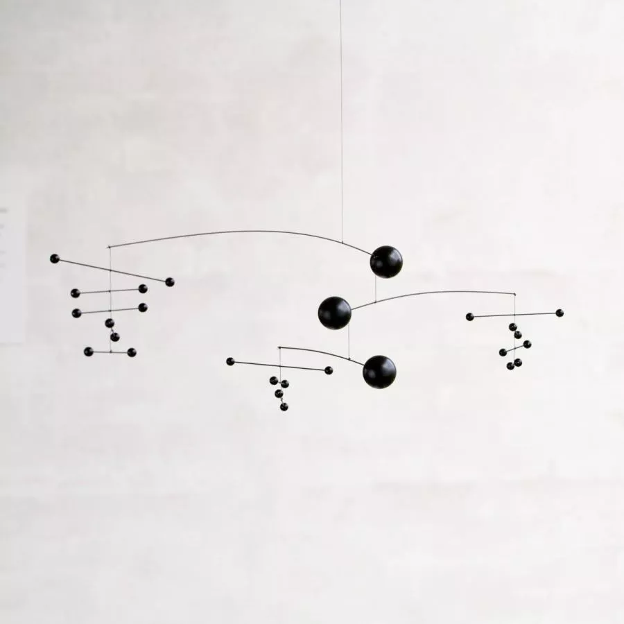 Mobile "Symphony in three movements" mit Holzperlen – Schwarz (19 x 61 cm)