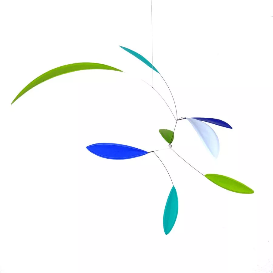 Zartes blattförmiges Mobile "Little Leaf" in Blau / Grün, handgefertigt (60 x 50 cm)