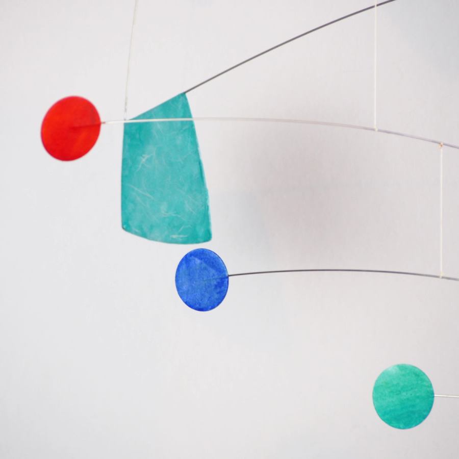 Kunst-Mobile "Shiso" (blau / orange) aus Japan-Papier (75 x 65 cm)