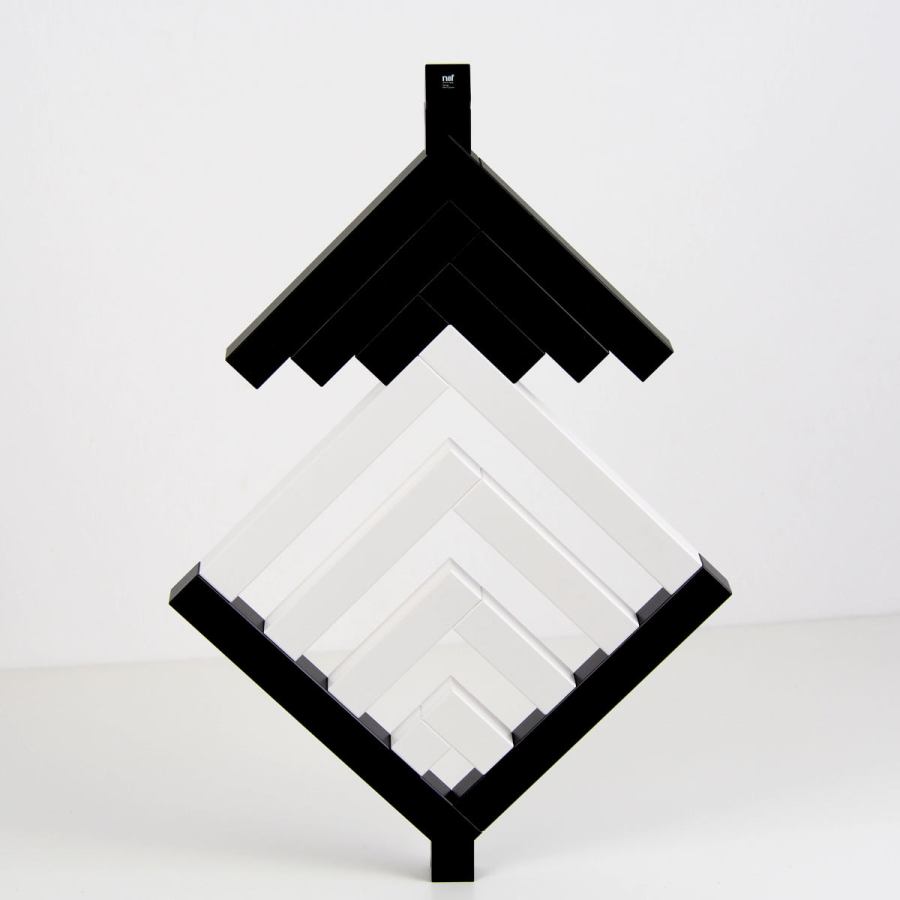 Angular (Schwarz-Weiß) – Originales Naef-Spiel aus Holz für kreative Konstruktionen