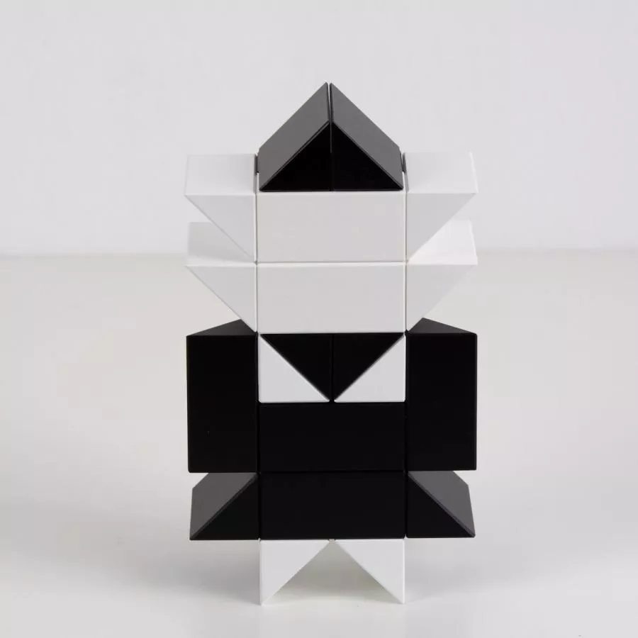 Ponte (Schwarz / Weiß) – Originales Naef-Spiel aus Holz für kreative Konstruktionen