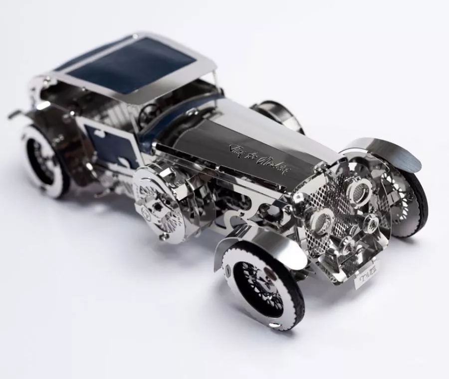 Roadster - Premium Car Model with Engine and Many Functions as a Kit