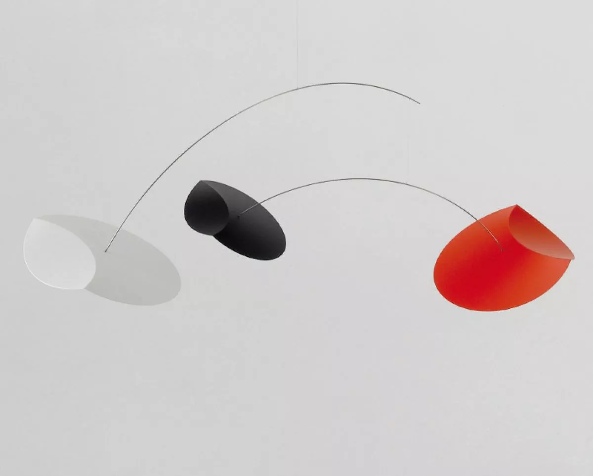 Mobile Flying Saucers by Flensted Mobiles | Kunstbaron