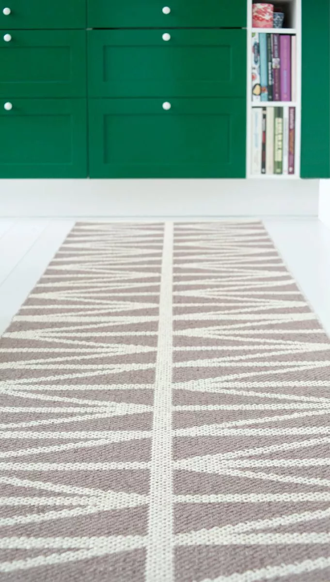 Plastic woven rug „Helmi“ (Amethyst-Gray) | Kunstbaron