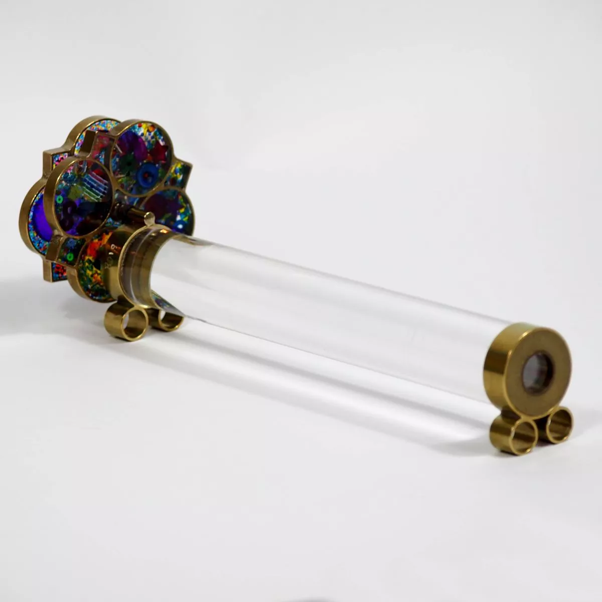 Vortex – Handgefertigtes Kaleidoskop aus Messing mit transparenter Röhre