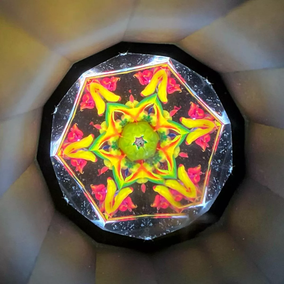 Liquid RL – Handgefertigtes Kaleidoskop aus Messing mit Ölkammer