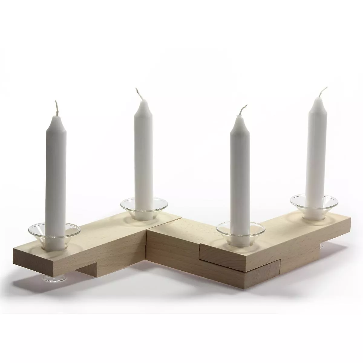 Variabler Kerzenständer aus Buchenholz für vier Tafelkerzen