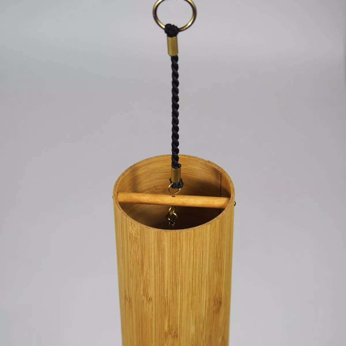 Handgefertigtes Klangspiel "Ignis" im Bambus-Zylinder