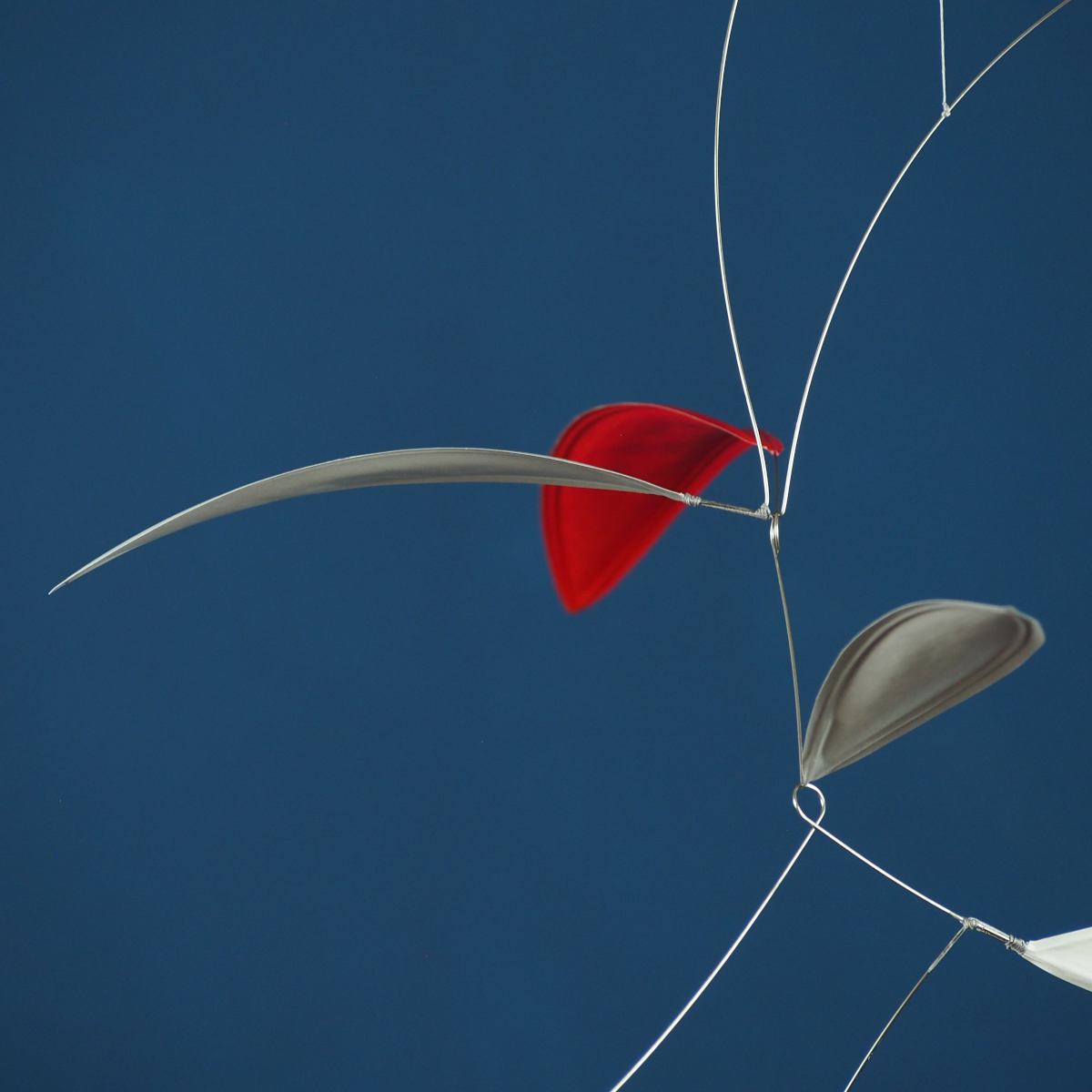 Delicate Handmade Leaf-Shaped Mobile "Little Leaf", Grey / White / Red (60 x 50 cm)