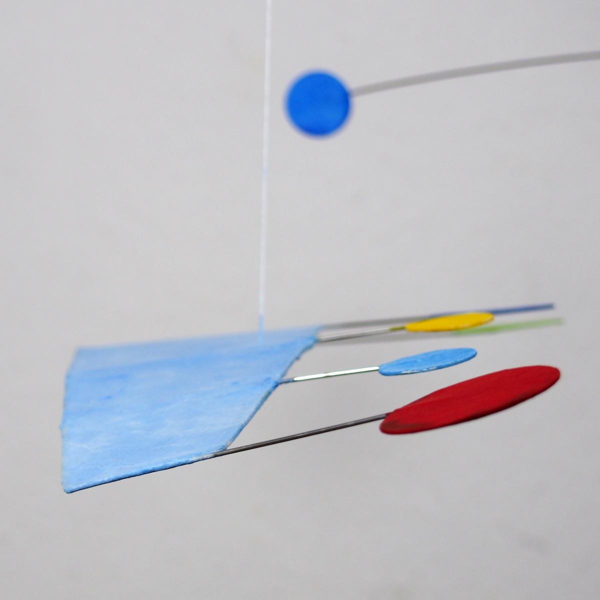 Colorful Art Mobile "Anni" (Blue / Orange) made of Japanese Paper (50 x 50 cm)