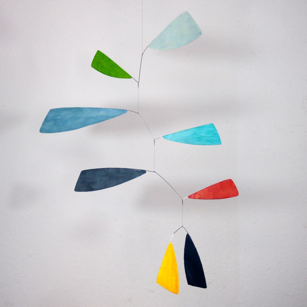Art Mobile "Swing" (Various Colors) with Wing-Shaped Elements (80 x 80 cm)