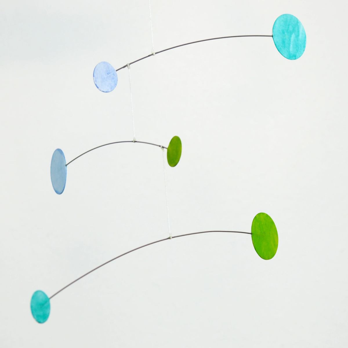 Buntes Kunst-Mobile "Anni" (blau / grün) aus Japan-Papier (50 x 50 cm)