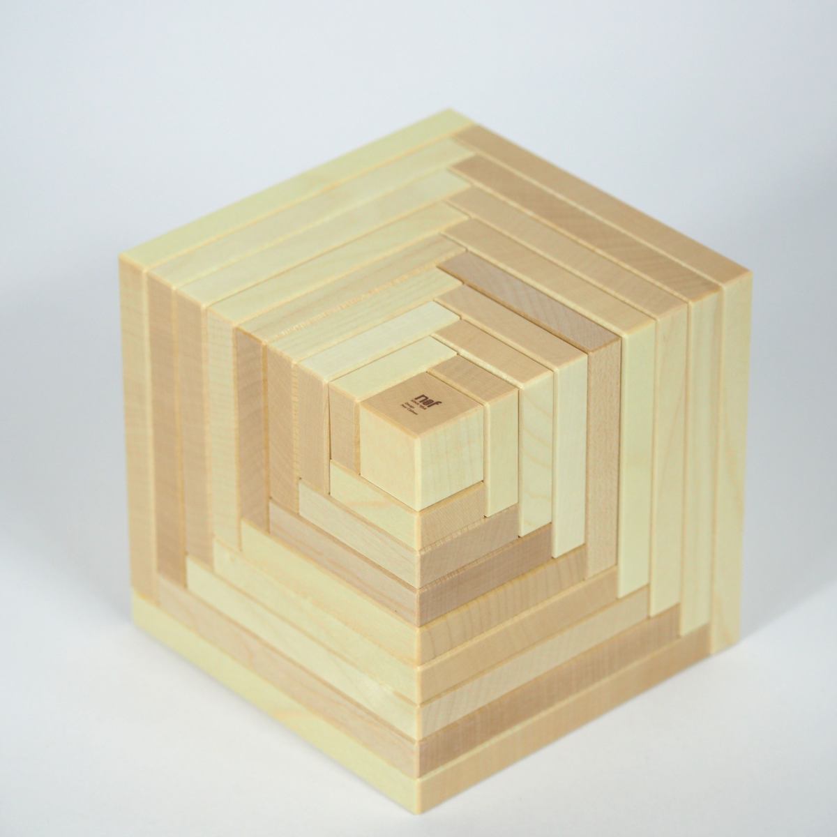 Cella (Natural) – Original Construction Game by Naef, made of Wood